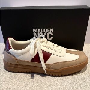 Madden NYC Major Casual Sneakers Cream and Brown Casual Sz 8.